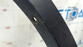 Front right fender arch trim for Ford Escape MK3 2017-2019, texture, scratches, torn mount, whitened plastic on mount