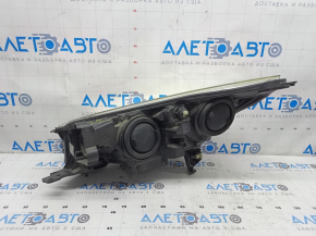 Right front headlight assembly for Ford Escape MK3 17-19, restyling, halogen, light, scratches, polishable, sand