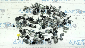 Honda CRV 17-22 interior hardware incomplete