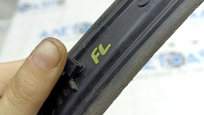 Left windshield wiper seal for Ford Escape MK3 2017-2019, seal is dry, tear, plastic on the mount has turned white