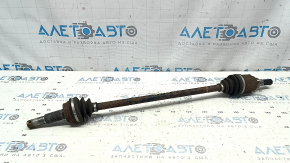 The rear left half shaft of the Infiniti QX50 19-24 is rusty.