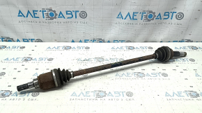 The rear left half shaft of the Infiniti QX50 19-24 is rusty.