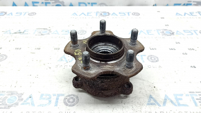 Infiniti QX50 19-25 AWD rear right hub rusty