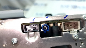 Hyundai Sonata 20-23 radio tape recorder, scratches, and a simple repair.