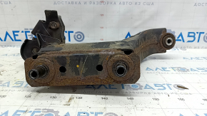 Lower control arm under the rear right spring, Infiniti QX50 19-25, rusty