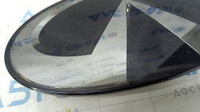 Infiniti QX50 19-25 grille emblem for Distronic, sand, broken mount