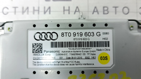 The monitor, display, and navigation of the Audi Q5 8R 09-17 are worn out.