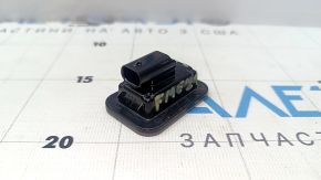The left tailgate license plate light for a 2021-23 Ford Mustang Mach-E has a broken mount.