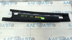 Right rear side door trim for Audi Q5 8R 09-17, glossy black, scratches, broken mount