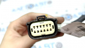 Lincoln MKZ 17-20 right headlight connector, small, 6 pins