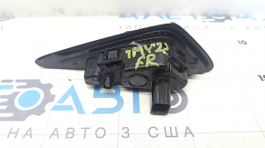 Tesla Model Y 20-25 front right fender turn signal with camera