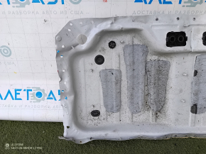 The trunk trough of the Mercedes GLC 16-22 has been drilled out