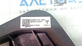 Tesla Model Y 20-25 charging port assembly cracks and breaks