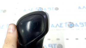 Automatic transmission knob with shifter cover for VW Jetta 19-21, black leather, scratches