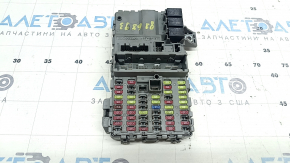 The fuse box under the dashboard of the Honda Accord 18-20 hybrid has broken fasteners.