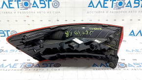 VW Jetta 19-24 right outer fender light scratches