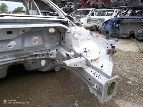 Lincoln MKZ 13-20 hybrid front left quarter panel, white UG, dents