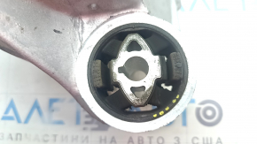 Tesla Model Y 20-25 rear engine bracket has a torn silent block.