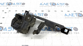 Right radiator deflector for VW Jetta 19-21 1.4T, broken mount