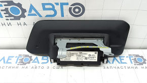 The monitor, display, and navigation system of the Mazda CX-30 20-23 are worn out and have a broken chip.