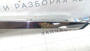 Upper front right door molding for Toyota Camry v70 18-24 chrome, dents, scratches, broken mount