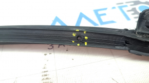 The front right door seal of a Toyota Camry v70 18-24 is torn.