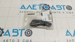 Front bumper mount on the upper left fender of the Alfa Romeo Giulia 17-25