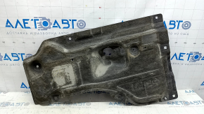 The rear right underbody protection of the Mazda CX-30 20-23 is dented.