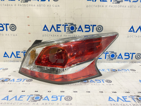 Right headlight Nissan Altima 13-15 prerest halogen