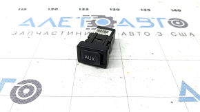 AUX Toyota Camry v40