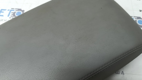 Center console armrest Toyota Camry v40 gray leather, cleanable, worn