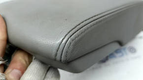 Center console armrest Toyota Camry v40 gray leather, cleanable, worn