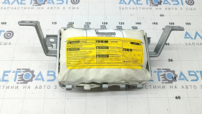 Toyota Camry v40 Type 2 passenger airbag in the dashboard