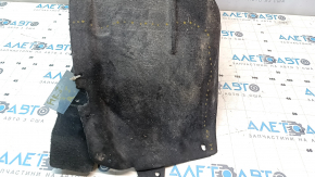 The rear left fender liner for a Ford Fusion mk5 13-20 is missing the plastic trim.