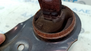 Mazda CX-9 16-23 rear left trailing arm, cracked silent block, rusty