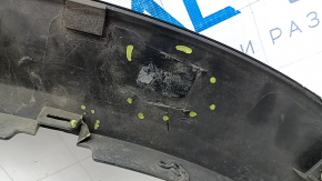 Mazda CX-9 16-23 rear right fender arch trim, broken fasteners, cracks in fasteners, scratches