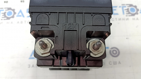 The Audi Q5 80A 21-23 MHEV 12V, 12kV battery is discharged to 0V.