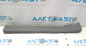 Front right door sill trim for Toyota Sienna 11-14, gray, scratches