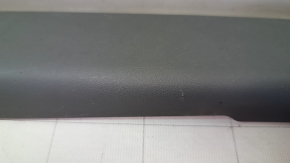 Front right door sill trim for Toyota Sienna 11-14, gray, scratches