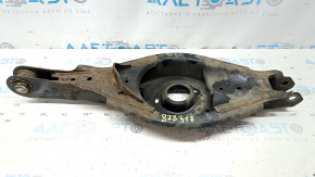 The lower control arm under the rear right spring of the Mazda CX-9 16-23 is rusty, the silent block needs to be replaced