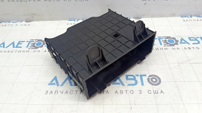Head unit mount for Audi E-Tron 19-23