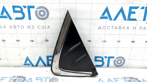 Plug triangle wing front left Toyota Sienna 21-25 with chrome molding