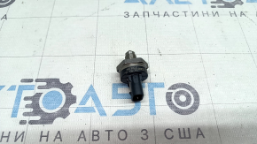 Fuel pressure sensor Audi Q5 80A 21-24 2.0T on the fuel rail