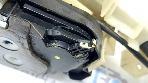 Ford Explorer 20-23 front left door lock with keyless mechanism and guide, broken rod mount