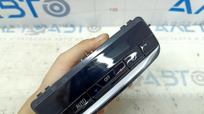 BMW 3 G20 19-25 rear seat climate control with heating, scratches