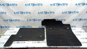 A set of 8-seater black floor mats for the Toyota Sienna 21-25, dry-cleanable