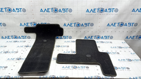 A set of 8-seater black floor mats for the Toyota Sienna 21-25, dry-cleanable
