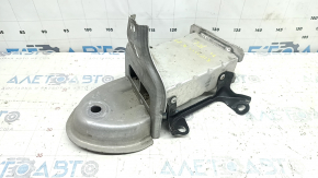 Fang of the lower reinforcement of the front bumper left Toyota Sienna 21-25