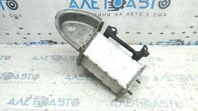 Fang of the lower reinforcement of the front bumper left Toyota Sienna 21-25