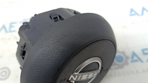 Nissan Rogue 21-24 black US-built steering wheel airbag, scratches
